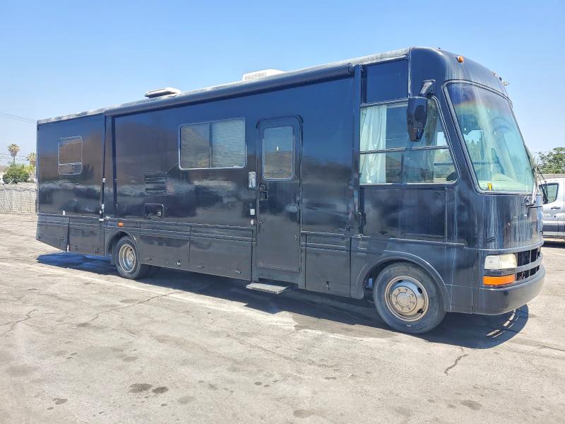 1999 Ford F-550 super duty VIN 3FCNF53S1XJA31698 COPART salvage auction — REAR END, CA - SALVAGE CERTIFICATE (P), sold $125 on 2026-07-09 (photo 1)