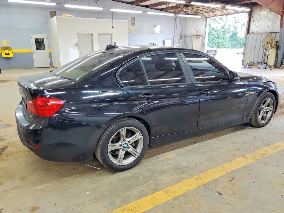 2014 BMW 3er VIN WBA3D3C54EF099241 COPART salvage auction — FRONT END, Nc - Salvage Certificate Of Title, sold $175 on 2026-07-29 (photo 3)