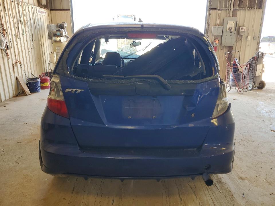2009 Honda Fit VIN JHMGE88269S058702 COPART salvage auction — FRONT END, Tx - Nonrepairable Title, sold $60 on 2026-07-17 (photo 6)