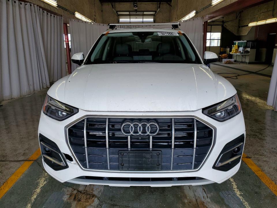 2021 Audi Q5 VIN WA1BAAFY1M2021470 COPART salvage auction — NORMAL WEAR, IL - CERTIFICATE OF TITLE, sold $9,100 on 2026-07-16 (photo 5)