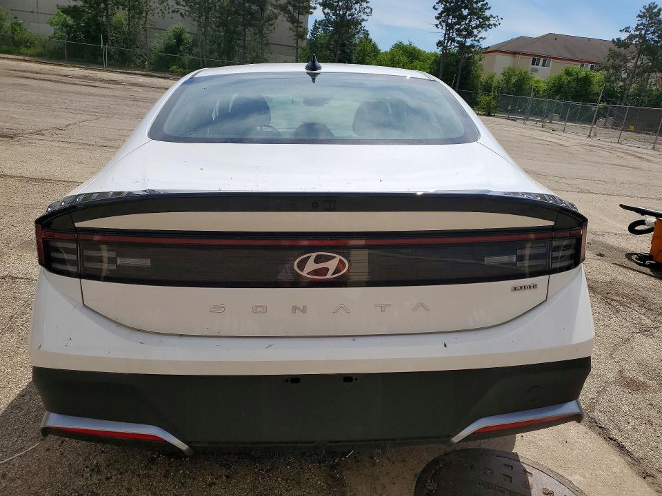 2026 Hyundai Sonata hybrid VIN KMHL24JJ8TA161969 COPART salvage auction — UNDERCARRIAGE, Il - Salvage Certificate, sold $5,600 on 2026-07-20 (photo 6)