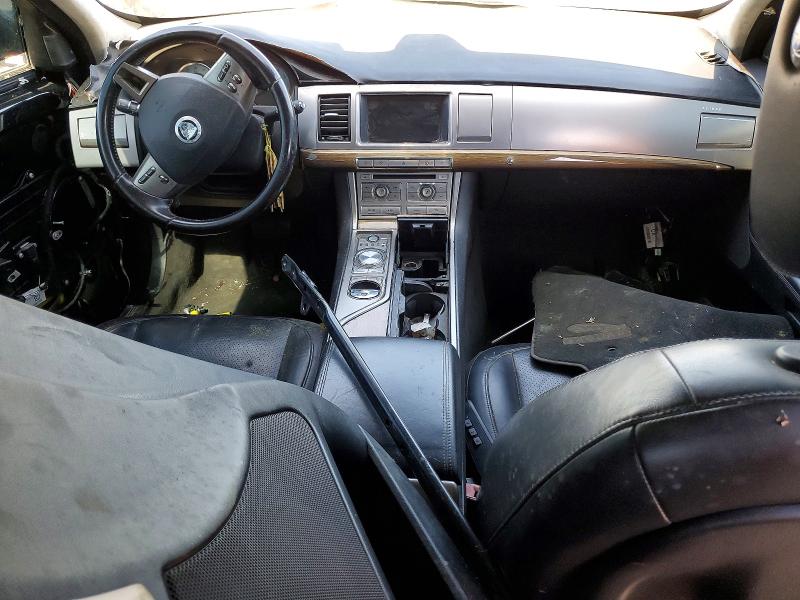 2011 Jaguar Xf VIN SAJWA0HE8BMR88679 COPART salvage auction — MINOR DENT/SCRATCHES, Ca - Dis/Dlr/Exp App For Dup Clean, sold $850 on 2026-07-24 (photo 8)