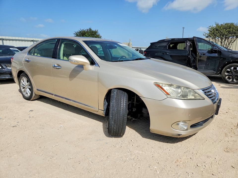 2011 Lexus ES VIN JTHBK1EG0B2470839 COPART salvage auction — UNDERCARRIAGE, Tx - Salvage Vehicle Title, sold $350 on 2026-07-30 (photo 4)