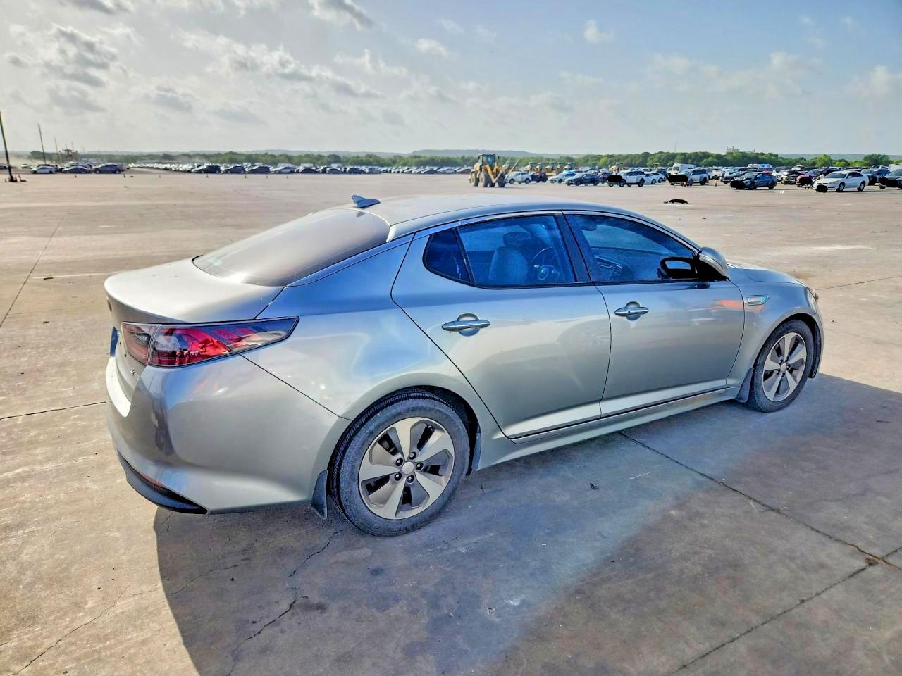 2014 Kia Optima Hybrid VIN KNAGN4AD8E5074704 COPART salvage auction — Normal Wear, TX - CERTIFICATE OF TITLE, sold $175 on 2026-07-09 (photo 3)