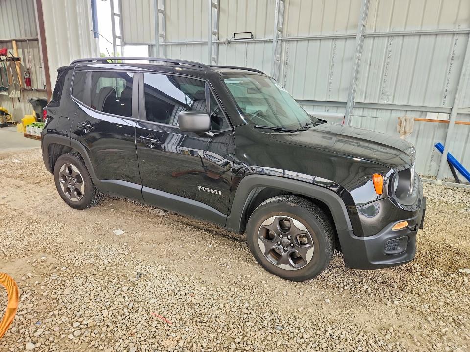 2017 Jeep Renegade VIN ZACCJAAB7HPF61561 COPART salvage auction — HAIL, Mo - Certificate Of Title, sold $4,000 on 2026-08-05 (photo 4)