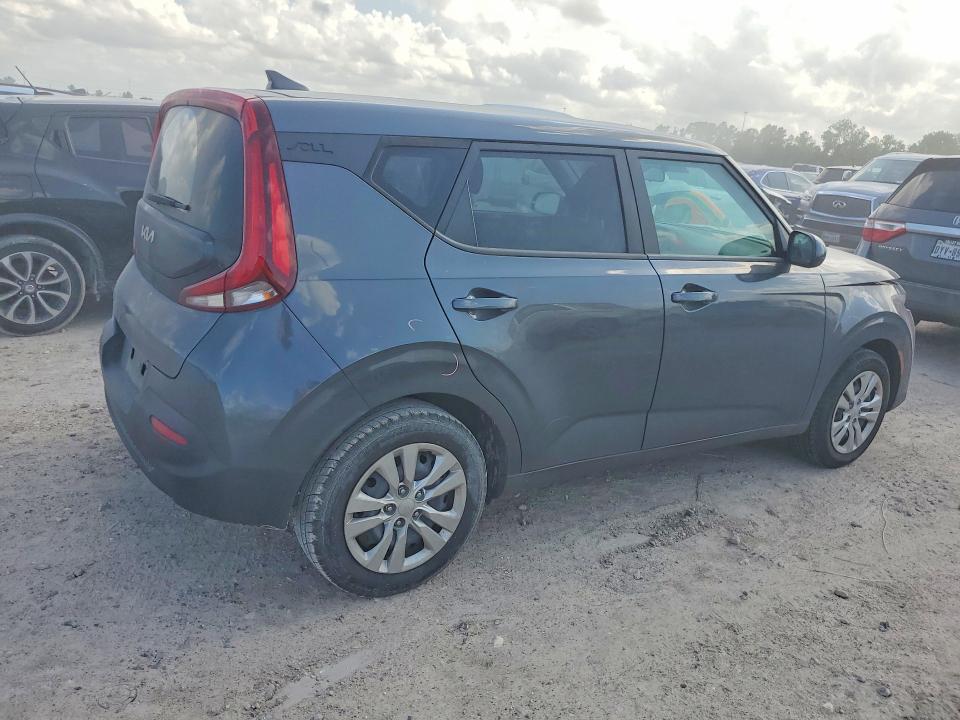 2022 Kia Soul VIN KNDJ23AU3N7805894 COPART salvage auction — FRONT END, Tx - Salvage Vehicle Title, sold $200 on 2026-07-28 (photo 3)