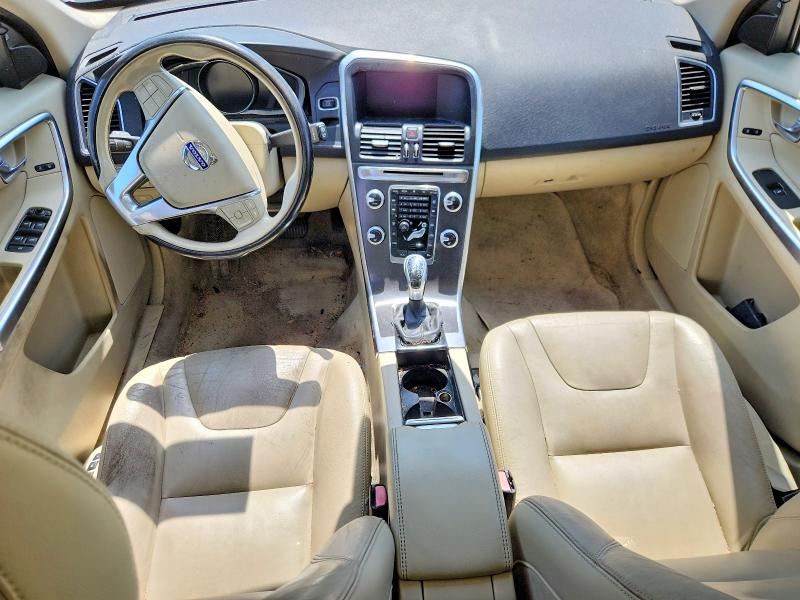 2015 Volvo Xc60 VIN YV440MDK6F2685751 COPART salvage auction — MINOR DENT/SCRATCHES, Oh - Certificate Of Title, sold $1,650 on 2026-07-23 (photo 8)