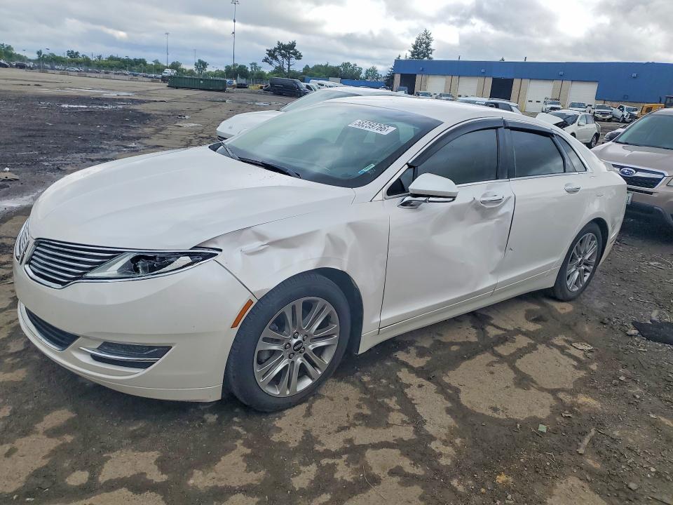 2014 Lincoln VIN 3LN6L2G98ER834697 COPART salvage auction — SIDE, Mi - Certificate Of Title, sold $3,150 on 2026-07-17 (photo 1)
