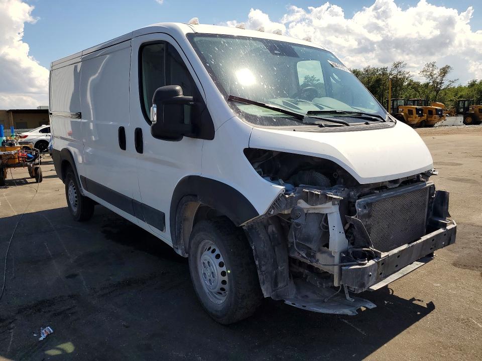 2025 Ram Promaster 2500 VIN 3C6LRVVG3SE512519 COPART salvage auction — FRONT END, FL - CERTIFICATE OF TITLE (P), sold $16,000 on 2026-07-29 (photo 4)