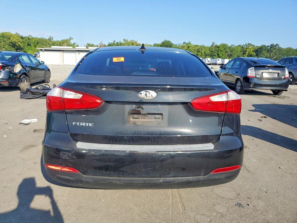2015 Kia Forte VIN KNAFK4A68F5257690 COPART salvage auction — FRONT END, Fl - Cert Of Title Slvg Rebuildable, sold $550 on 2026-07-15 (photo 6)