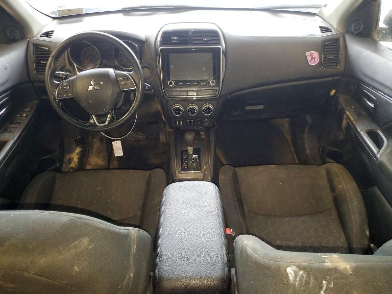 2024 Mitsubishi Outlander VIN JA4ARUAU4RU015958 COPART salvage auction — MINOR DENT/SCRATCHES, Wv - Dealer Only Clean Title (P), sold $6,500 on 2026-07-29 (photo 8)