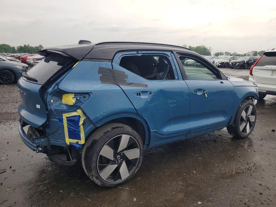 2024 Volvo Xc40 VIN YV4ER3XL5R2234016 COPART salvage auction — FRONT END, Va - Cert Of Title - Salvage, sold $9,600 on 2026-07-22 (photo 3)