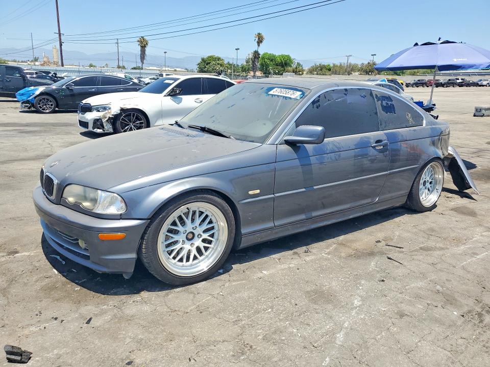 2002 BMW 3 series VIN WBABN53452PH00273 — COPART salvage auction photo
