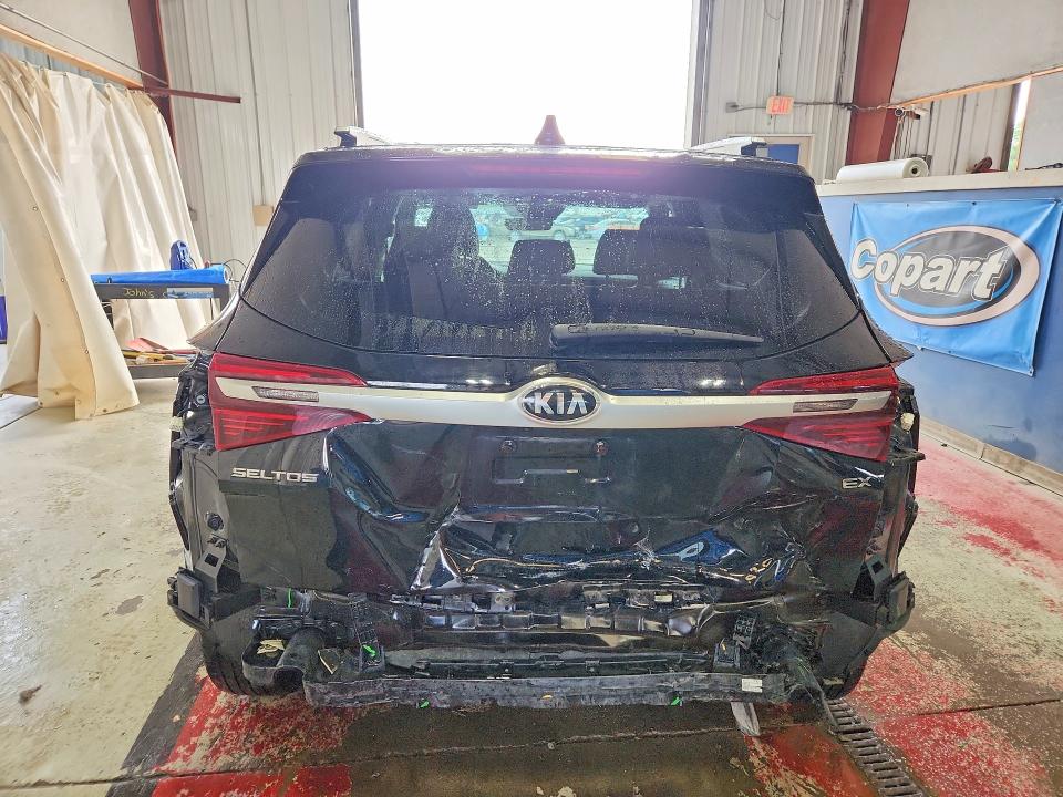 2021 Kia Seltos VIN KNDERCAA2M7197433 COPART salvage auction — REAR END, Ny - Mv-907A Salvage Certificate, sold $6,500 on 2026-07-06 (photo 6)