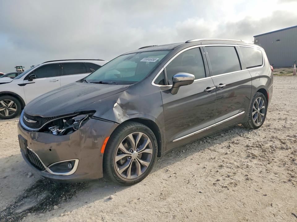 2017 Chrysler VIN 2C4RC1GG3HR585732 COPART salvage auction — MECHANICAL, Tx - Salvage Vehicle Title, sold $2,850 on 2026-07-09 (photo 1)
