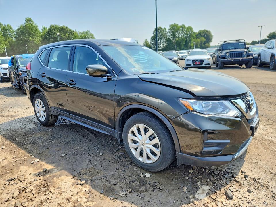 2017 Nissan Rogue VIN KNMAT2MVXHP522280 COPART salvage auction — FRONT END, Ma - Cert Of Title-Salvage, sold $900 on 2026-07-16 (photo 4)