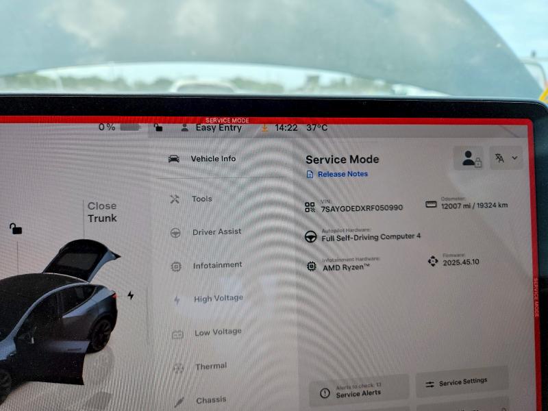 2024 Tesla Model y VIN 7SAYGDEDXRF050990 COPART salvage auction — REAR END, Fl - Cert Of Title Slvg Rebuildable, sold $8,600 on 2026-07-09 (photo 9)