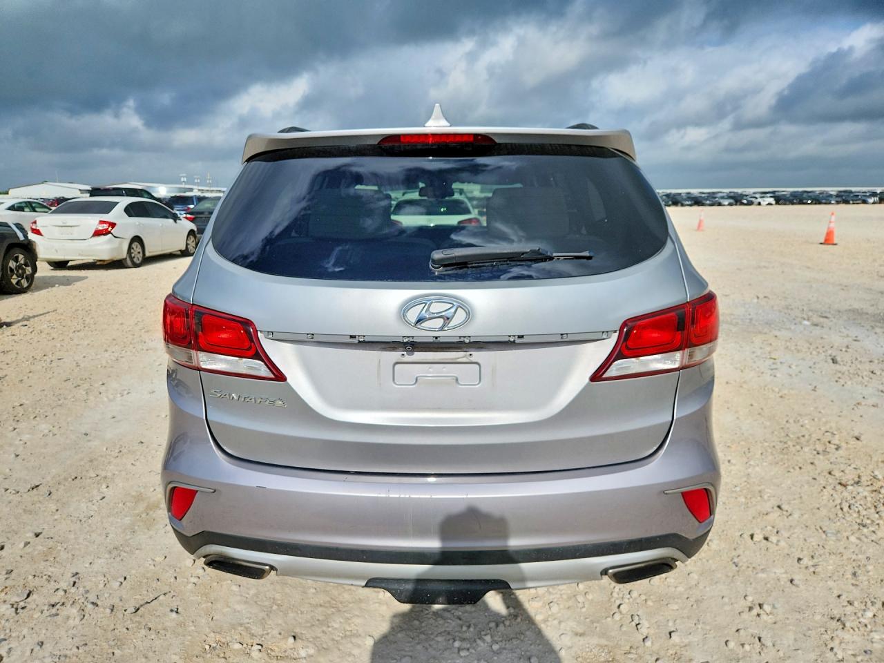 2017 Hyundai Santa Fe VIN KM8SM4HF9HU170516 COPART salvage auction — Front End, MT - CERTIFICATE OF TITLE (P), sold $3,400 on 2026-07-02 (photo 6)