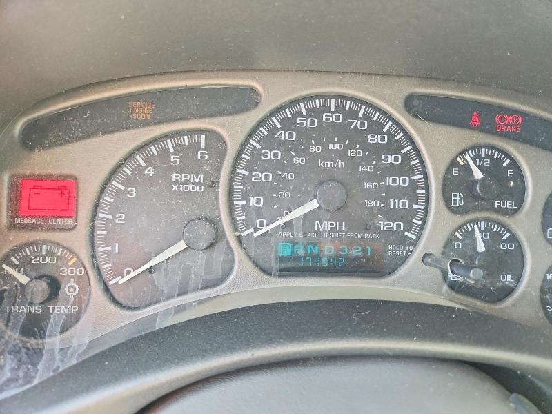 2002 Gmc Denali VIN 1GKFK66U92J253756 COPART salvage auction — REAR END, Ca - Dis/Dlr/Exp Only Clean Title (P), sold $325 on 2026-07-02 (photo 9)
