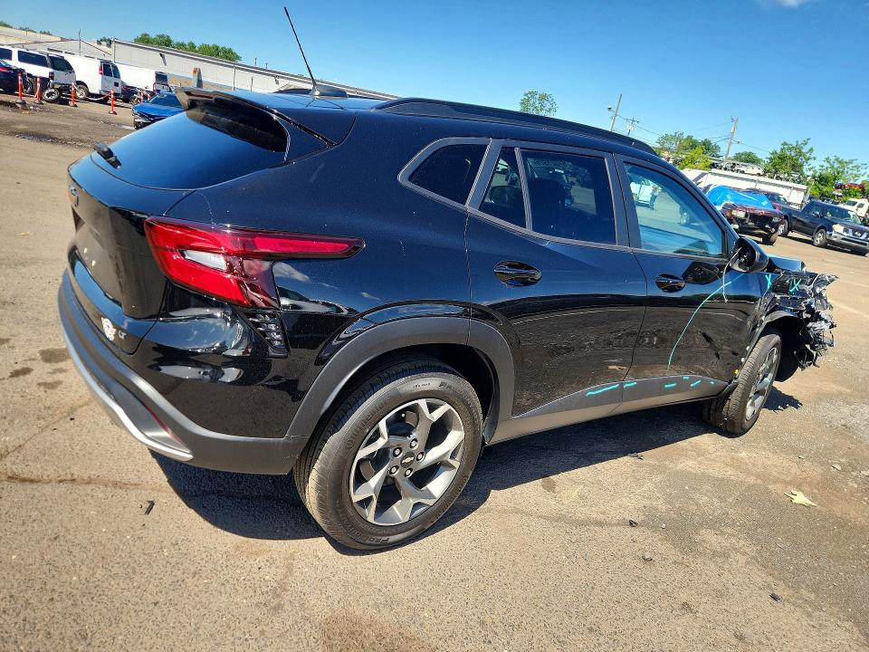 2024 Chevrolet Trax VIN KL77LHE20RC001673 COPART salvage auction — SIDE, CT - CERT OF TITLE-SALVAGE, sold $7,000 on 2026-07-27 (photo 3)