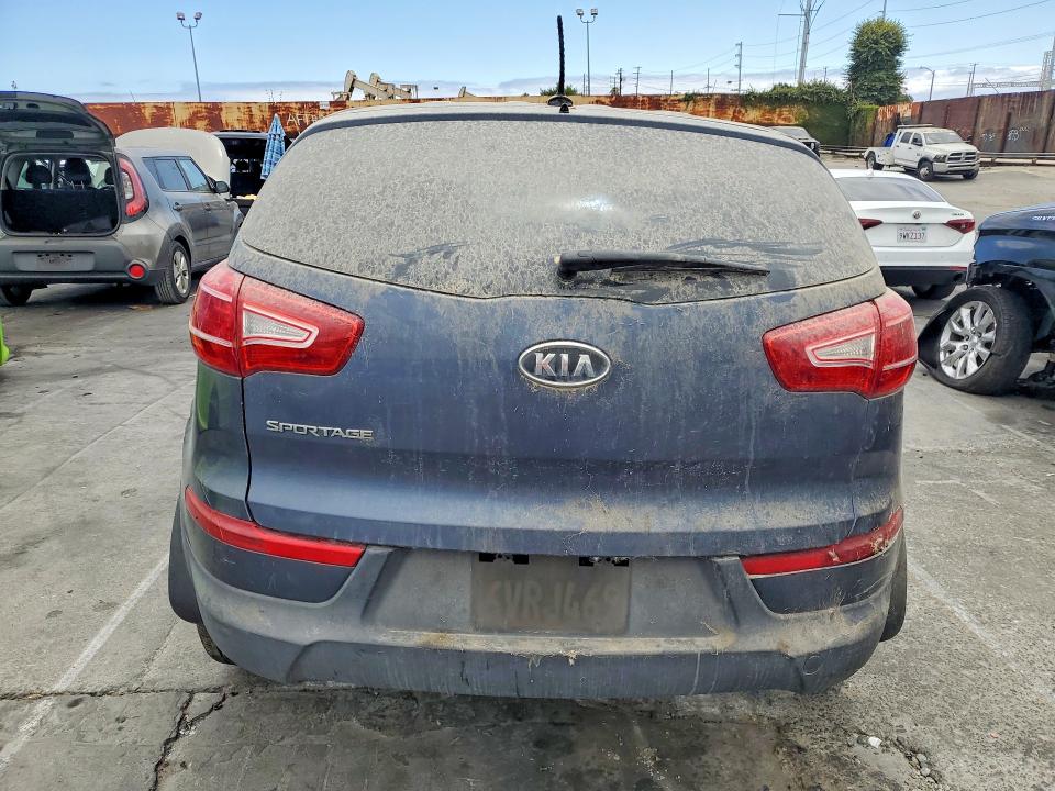 2012 Kia Sportage VIN KNDPB3A27C7307283 COPART salvage auction — FRONT END, CA - DIS/DLR/EXP ONLY LIEN PAPERS, sold $1,150 on 2026-07-06 (photo 6)