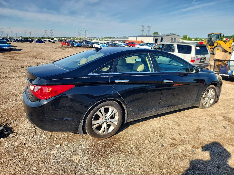 2013 Hyundai VIN 5NPEC4AC9DH573257 COPART salvage auction — FRONT END, Il - Salvage Certificate, sold $250 on 2026-07-28 (photo 3)