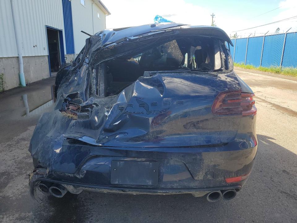 2018 Porsche Macan VIN WP1AG2A53JLB62869 COPART salvage auction — ALL OVER, Ns - Salvage Title, sold $1,750 on 2026-07-09 (photo 6)