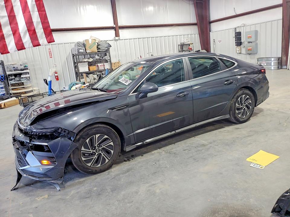 2026 Hyundai Sonata VIN KMHL24JJ7TA142748 COPART salvage auction — FRONT END, Fl - Certificate Of Destruction, sold $7,100 on 2026-07-22 (photo 1)