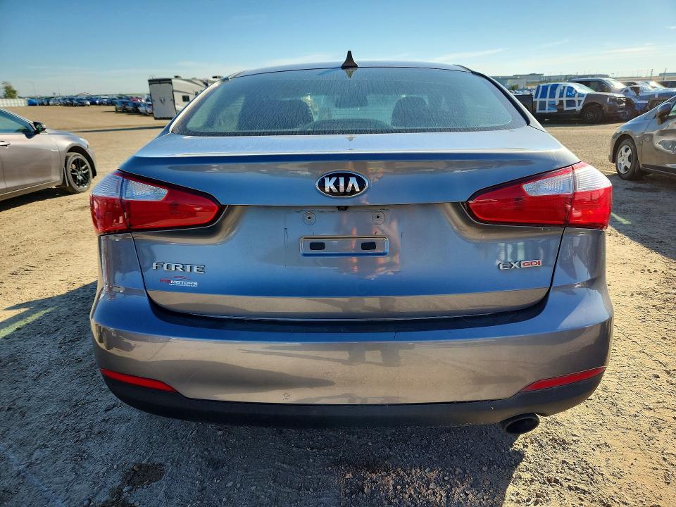 2014 Kia Forte VIN KNAFX4A80E5199303 COPART salvage auction — FRONT END, Ab - Bos - Salvage, sold $675 on 2026-07-09 (photo 6)