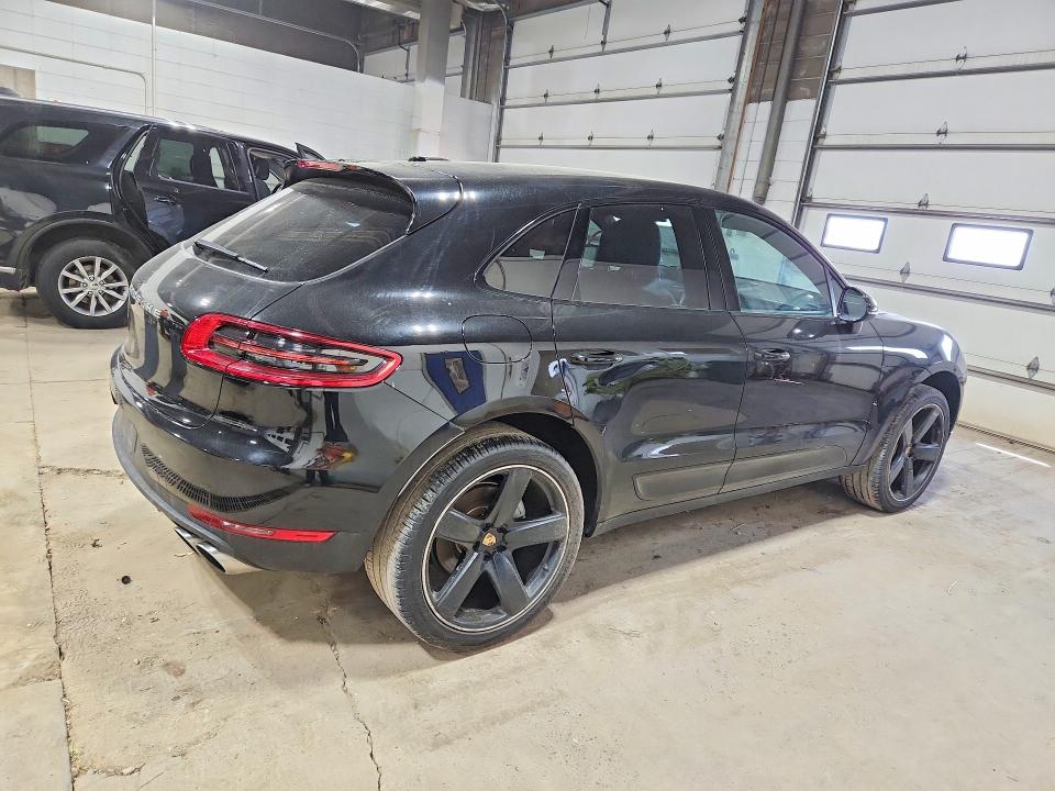 2016 Porsche Macan VIN WP1AB2A51GLB46631 COPART salvage auction — MINOR DENT/SCRATCHES, Wv - Certificate Of Title, sold $9,900 on 2026-07-21 (photo 3)