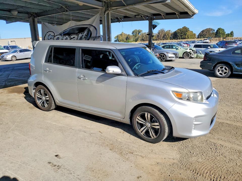 2013 Scion Xb VIN JTLZE4FE1DJ035136 COPART salvage auction — MINOR DENT/SCRATCHES, CA - CERTIFICATE OF TITLE, sold $1,150 on 2026-07-23 (photo 4)