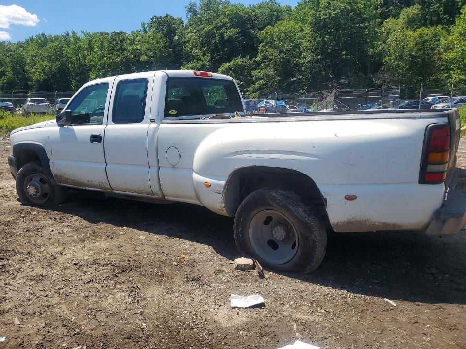 2005 Chevrolet Silverado 3500 VIN 1GCJC39275E318855 COPART salvage auction — REAR END, MD - CERTIFICATE OF TITLE, sold $10,200 on 2026-07-30 (photo 2)