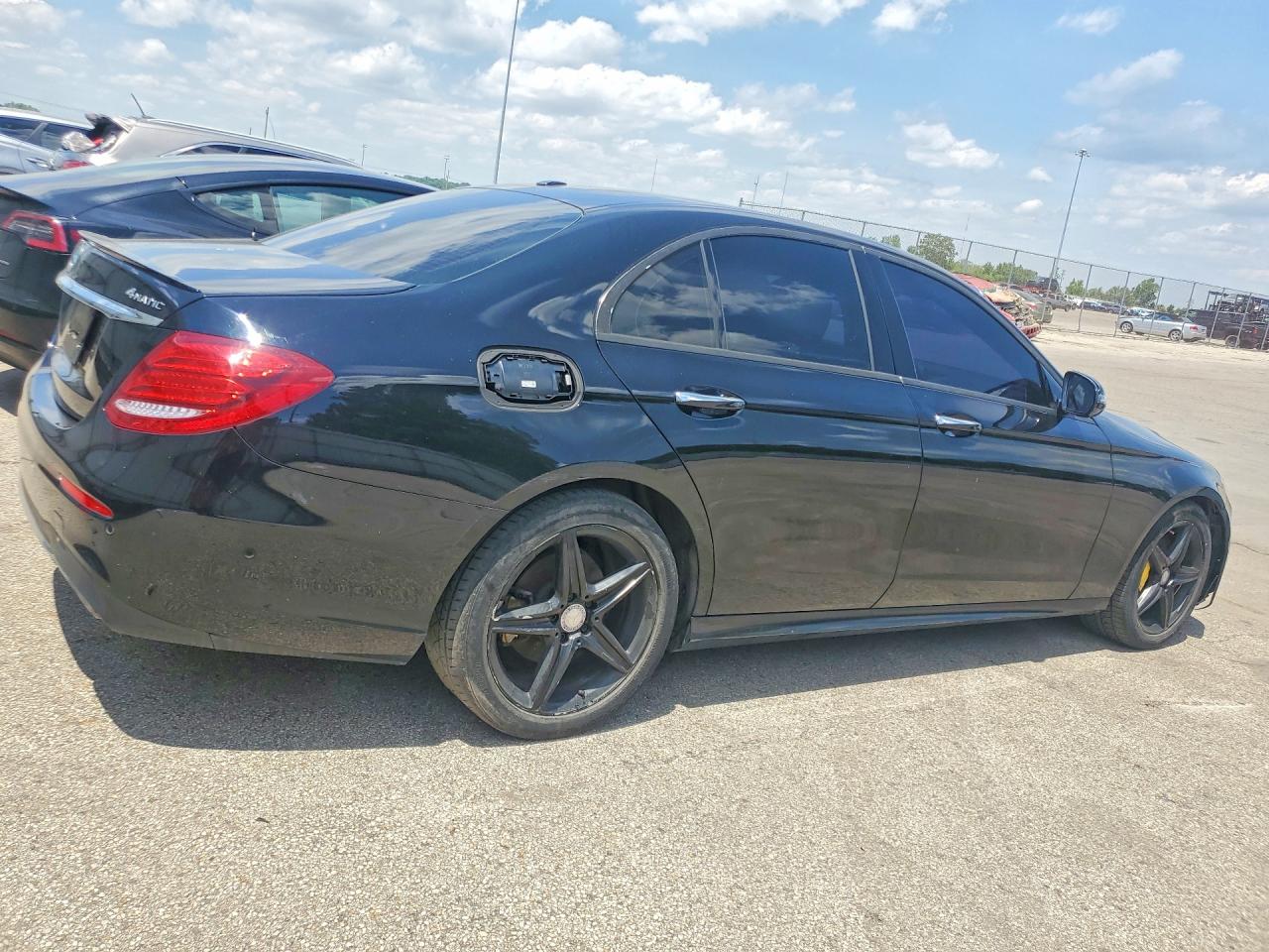 2017 Mercedes-Benz E-Class VIN WDDZF4KB4HA153889 COPART salvage auction — Minor Dent/Scratches, OH - CERT OF TITLE-REPOSSESSION, sold $8,900 on 2026-07-01 (photo 3)