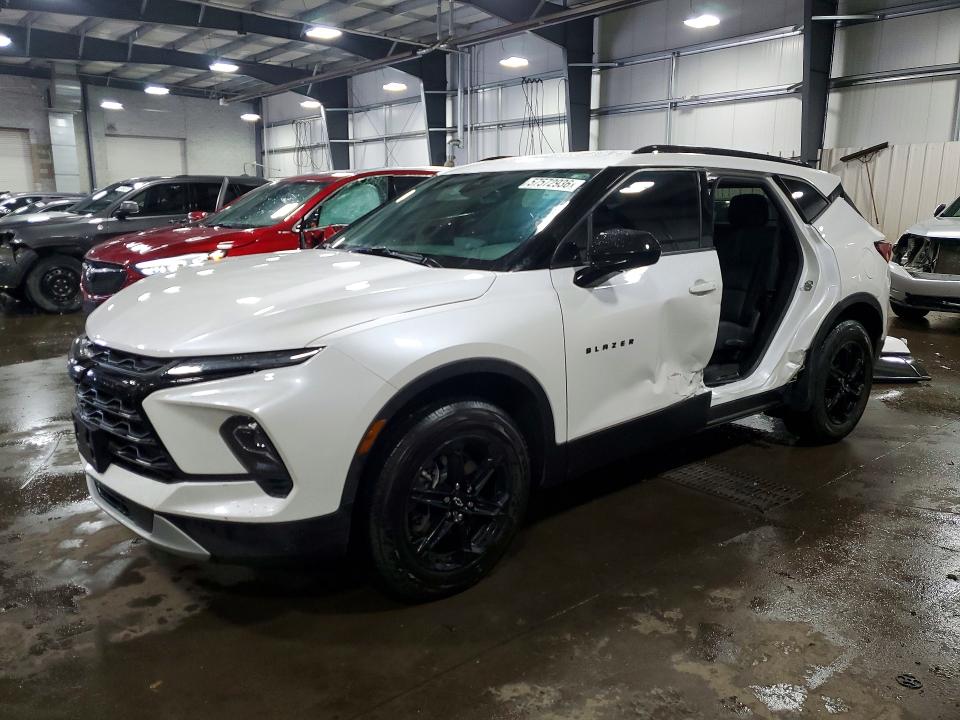 2025 Chevrolet Blazer VIN 3GNKBHR4XSS107518 — COPART salvage auction photo