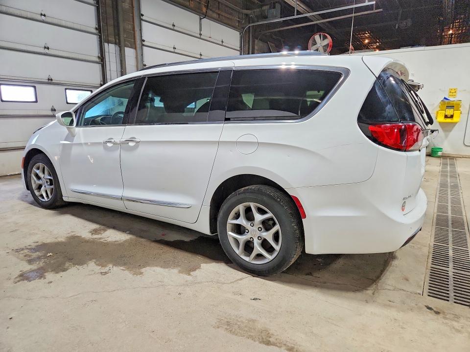2017 Chrysler Pacifica VIN 2C4RC1EG8HR550929 COPART salvage auction — FRONT END, Mi - Certificate Of Title, sold $2,400 on 2026-07-09 (photo 2)