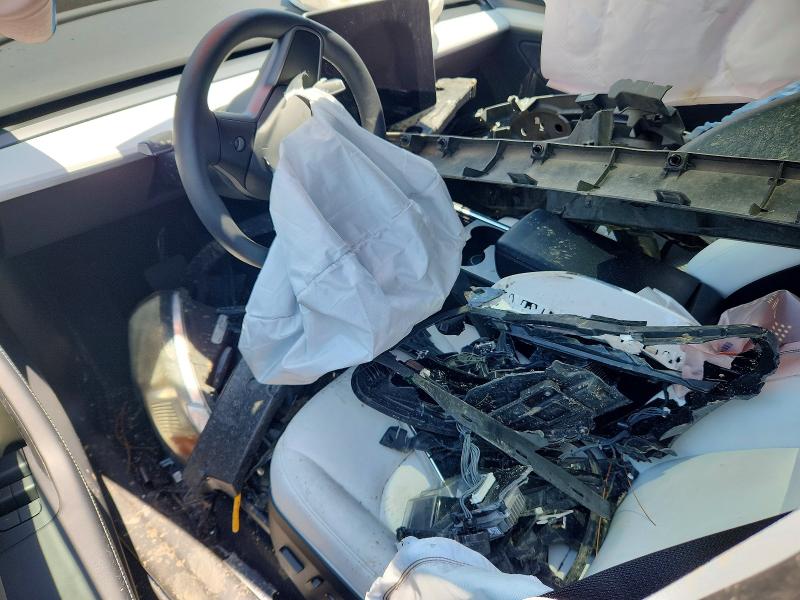2024 Tesla Model y VIN 7SAYGDEE4RA236031 COPART salvage auction — FRONT END, AL - CERT OF TITLE-SALVAGE TITLE, sold $8,200 on 2026-10-12 (photo 8)