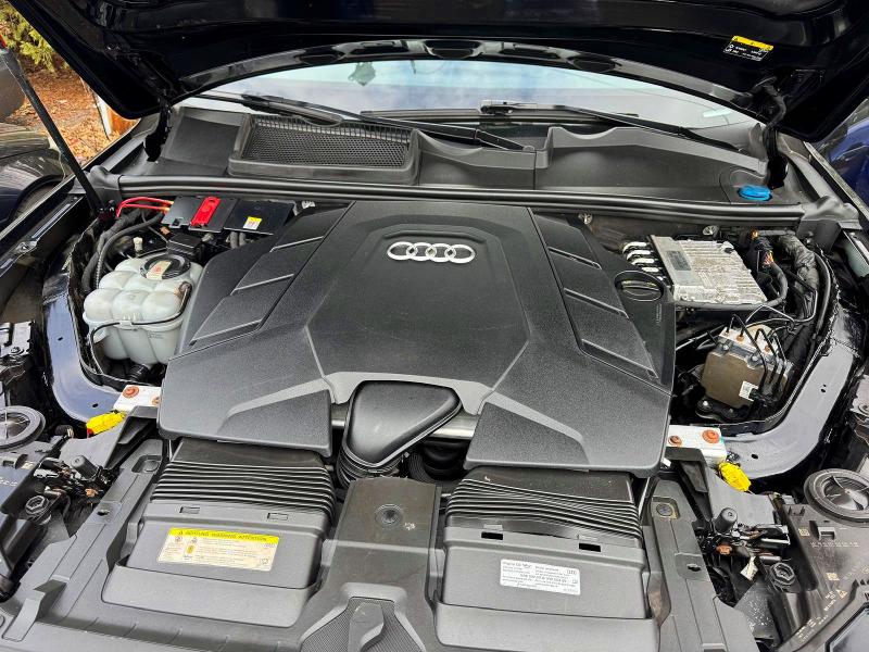 2020 Audi Q7 VIN WA1AXAF79LD005876 COPART salvage auction — MINOR DENT/SCRATCHES, Ma - Certificate Of Title (P), sold $16,400 on 2026-07-30 (photo 9)