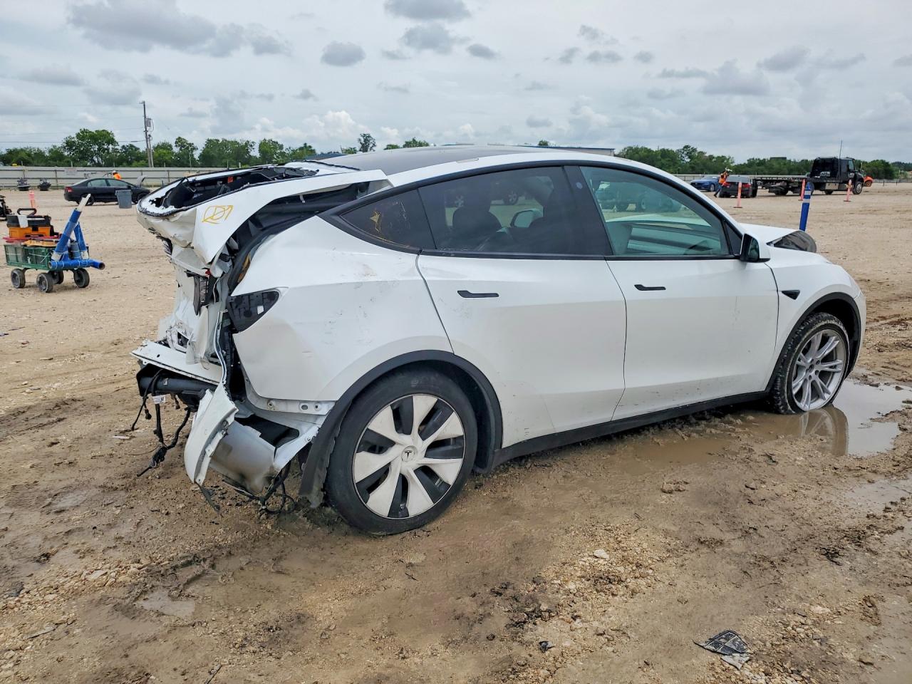 2021 Tesla Model Y VIN 5YJYGDED8MF110626 COPART salvage auction — Rear End, TX - CERTIFICATE OF TITLE (P), sold $4,950 on 2026-07-09 (photo 3)