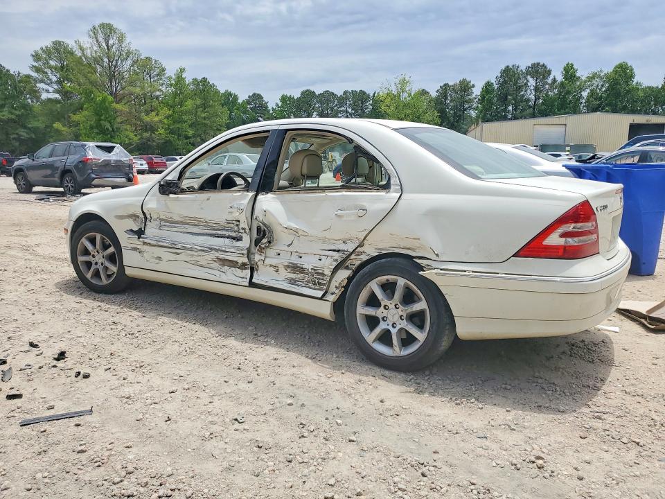 2007 Mercedes-benz C-klasse VIN WDBRF92H57F914781 COPART salvage auction — SIDE, Nc - Salvage Certificate Of Title, sold $350 on 2026-07-31 (photo 2)