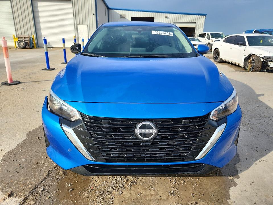 2024 Nissan Sentra VIN 3N1AB8CV2RY204390 COPART salvage auction — SIDE, Salvage Title, sold $4,300 on 2026-07-29 (photo 5)