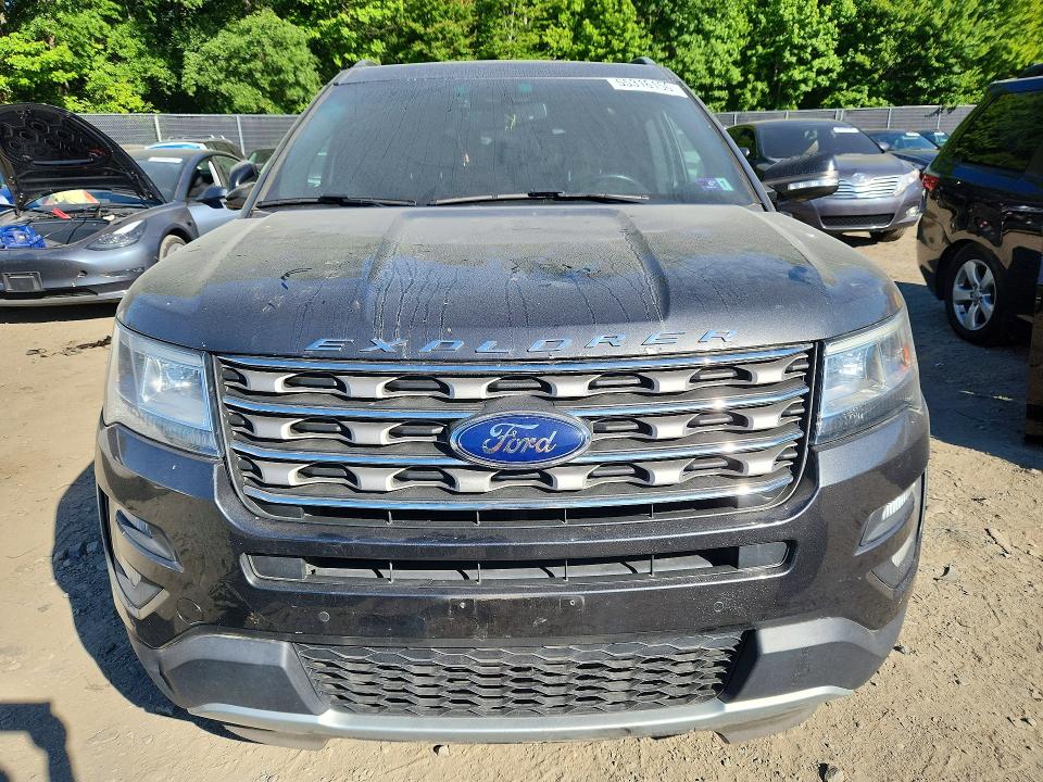 2017 Ford Explorer VIN 1FM5K8D81HGB29443 COPART salvage auction — SIDE, Md - Cert Of Salvage > 75% Damage, sold $2,250 on 2026-07-02 (photo 5)