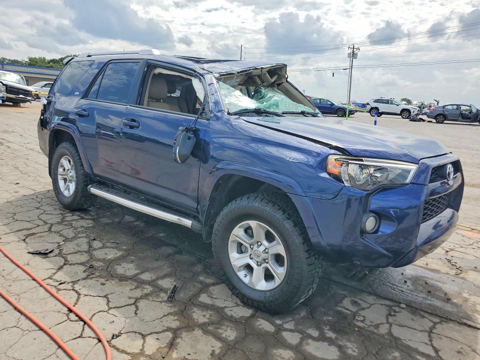 2017 Toyota 4runner VIN JTEBU5JRXH5432841 COPART salvage auction — ROLLOVER, Tn - Non-Repairable Certificate, sold $7,100 on 2026-07-20 (photo 4)
