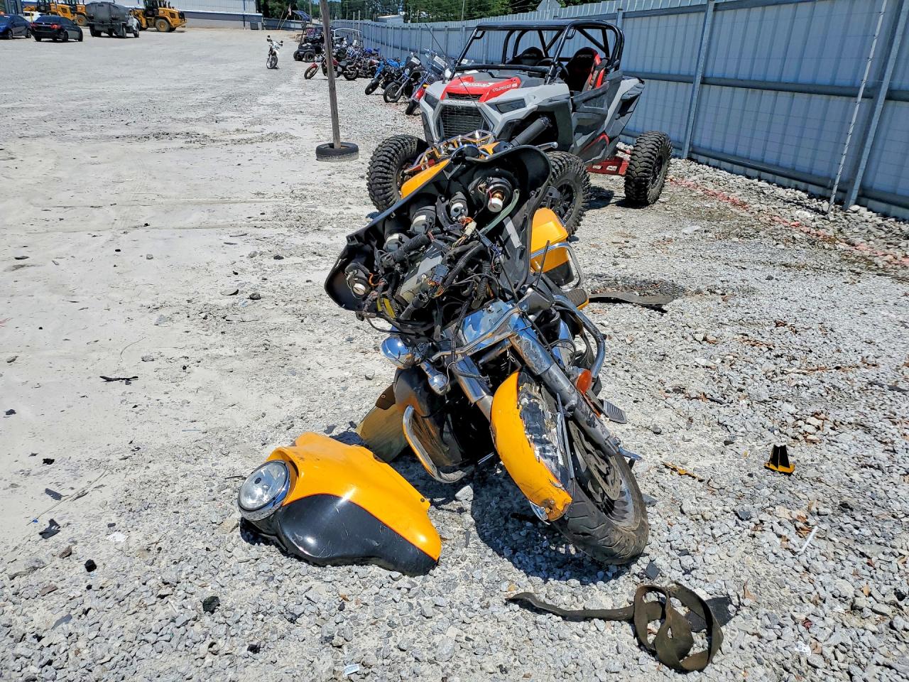 2013 Harley-Davidson FLHTK VIN 1HD1KEM12DB652769 COPART salvage auction — All Over, GA - CERT OF TITLE-SALVAGE, sold $550 on 2026-07-09 (photo 2)