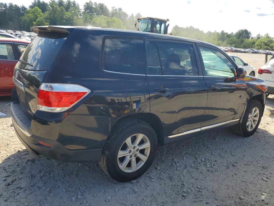 2013 Toyota VIN 5TDBK3EH7DS254794 COPART salvage auction — FRONT END, Ma - Cert Of Title-Reconstrctd Coll, sold $2,800 on 2026-07-16 (photo 3)