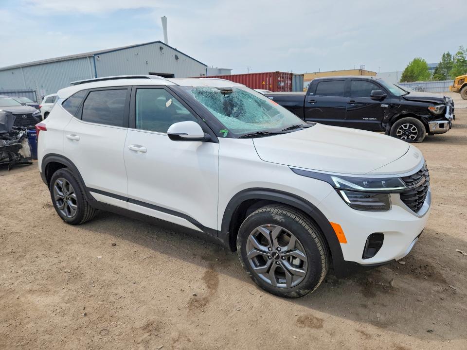 2026 Kia VIN KNDEUCAA2T7933896 COPART salvage auction — ROOF, ON - PERMIT SALVAGE, sold $6,700 on 2026-07-28 (photo 4)