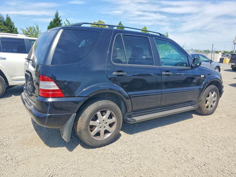 2000 Mercedes-benz M-klasse VIN 4JGAB72E2YA159622 COPART salvage auction — MINOR DENT/SCRATCHES, Or - Certificate Of Title, sold $1,050 on 2026-07-07 (photo 3)