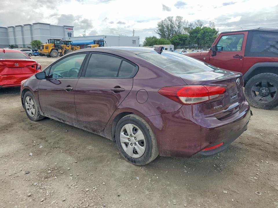 2018 Kia Forte VIN 3KPFK4A71JE196692 COPART salvage auction — SIDE, Fl - Cert Of Title Slvg Rebuildable (P), sold $1,150 on 2026-07-09 (photo 2)