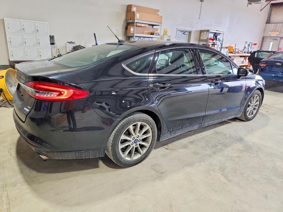 2017 Ford Fusion VIN 3FA6P0HD9HR333232 COPART salvage auction — MINOR DENT/SCRATCHES, WV - NON PUBLIC CLEAN TITLE, sold $575 on 2026-07-02 (photo 3)