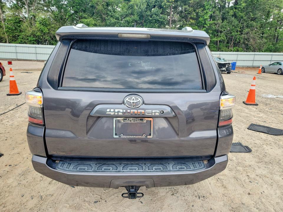 2018 Toyota VIN JTEZU5JR1J5175279 COPART salvage auction — ROOF, Nc - Dealer Only Clean Title, sold $8,400 on 2026-07-10 (photo 6)