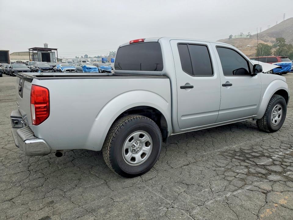 2016 Nissan Navara (frontier) VIN 1N6AD0ER4GN796987 COPART salvage auction — FRONT END, Ca - Salvage Certificate, sold $2,200 on 2026-07-23 (photo 3)